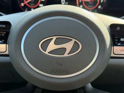 2024 Hyundai ELANTRA SEL ONE OWNER CAR FAX