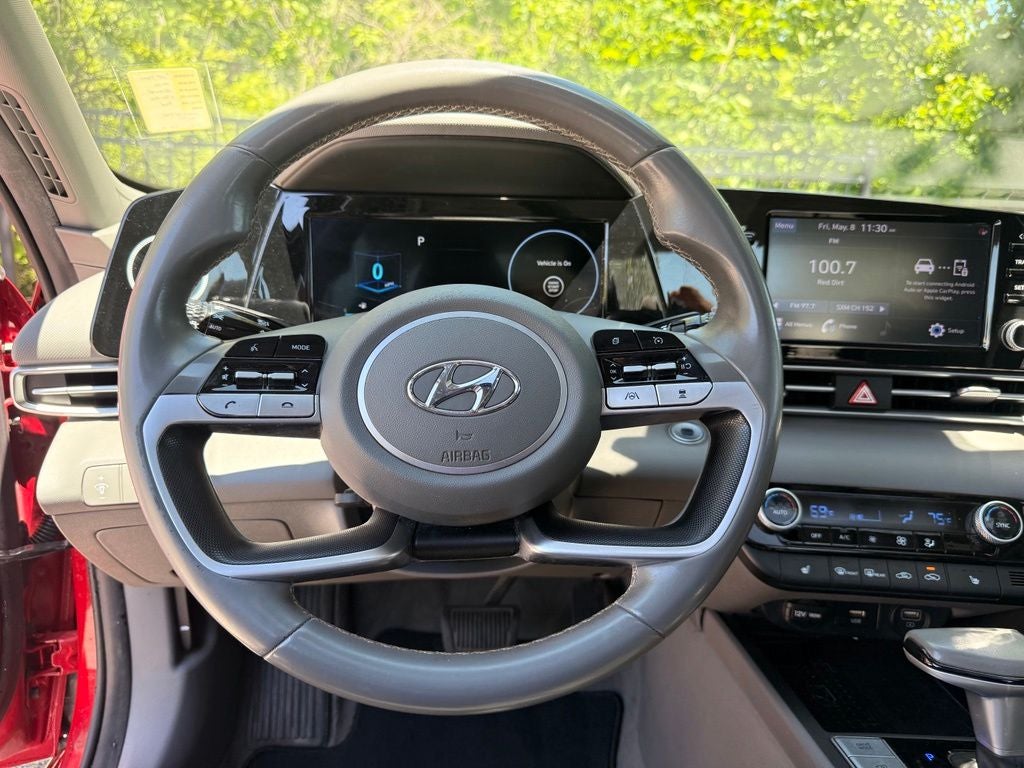 2022 Hyundai ELANTRA SEL