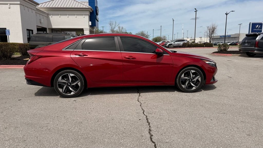 2023 Hyundai ELANTRA Limited