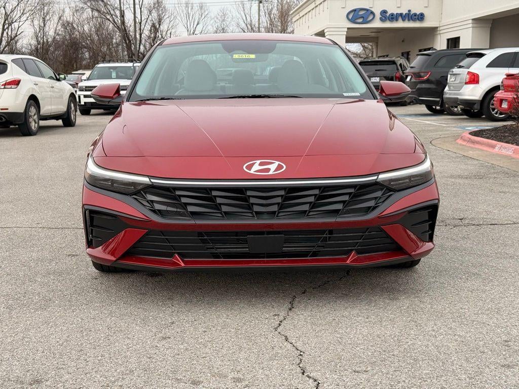 2025 Hyundai ELANTRA Limited