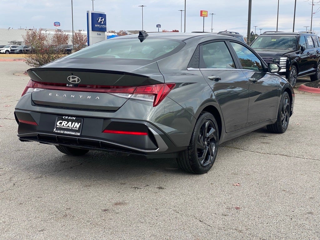 2026 Hyundai ELANTRA SEL Sport Premium