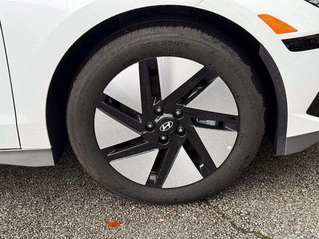 2025 Hyundai IONIQ 6 SE - HYUNDAI CPO / CLEAN CARFAX / ONE OWNER