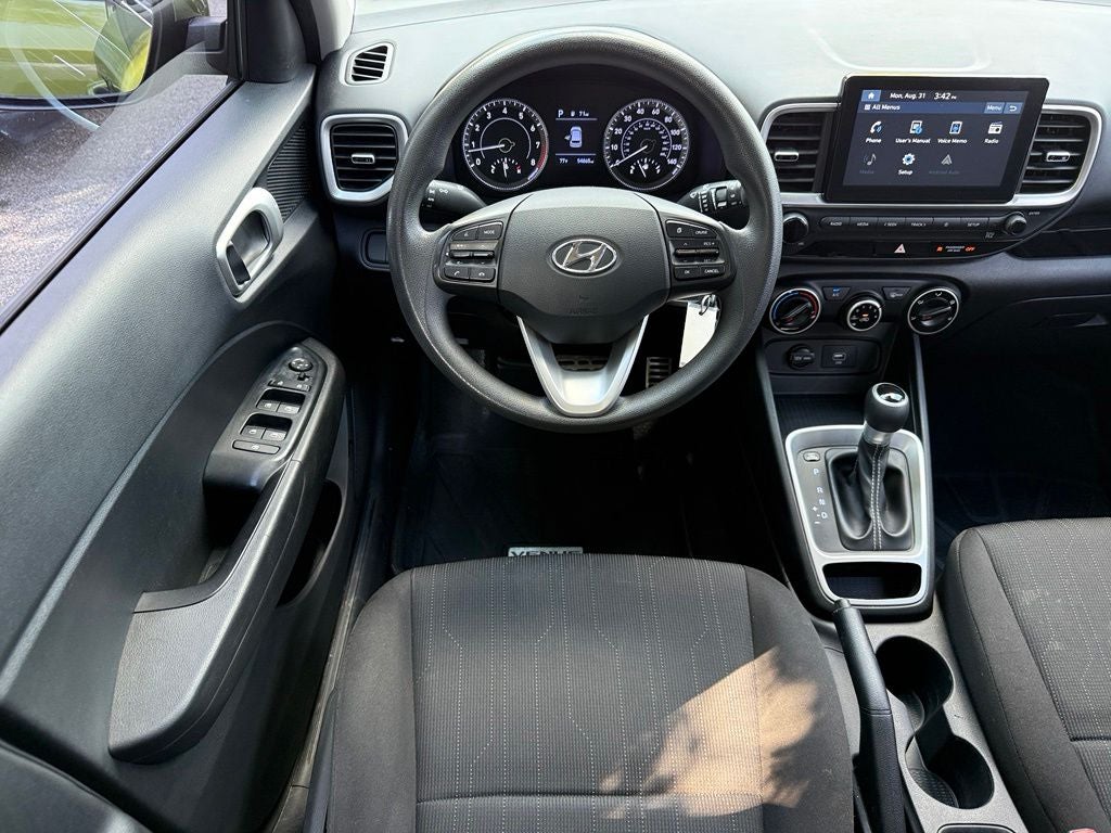 2020 Hyundai VENUE SE