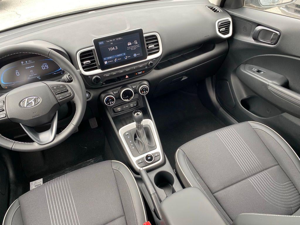 2026 Hyundai VENUE SEL W/Two-Tone Roof