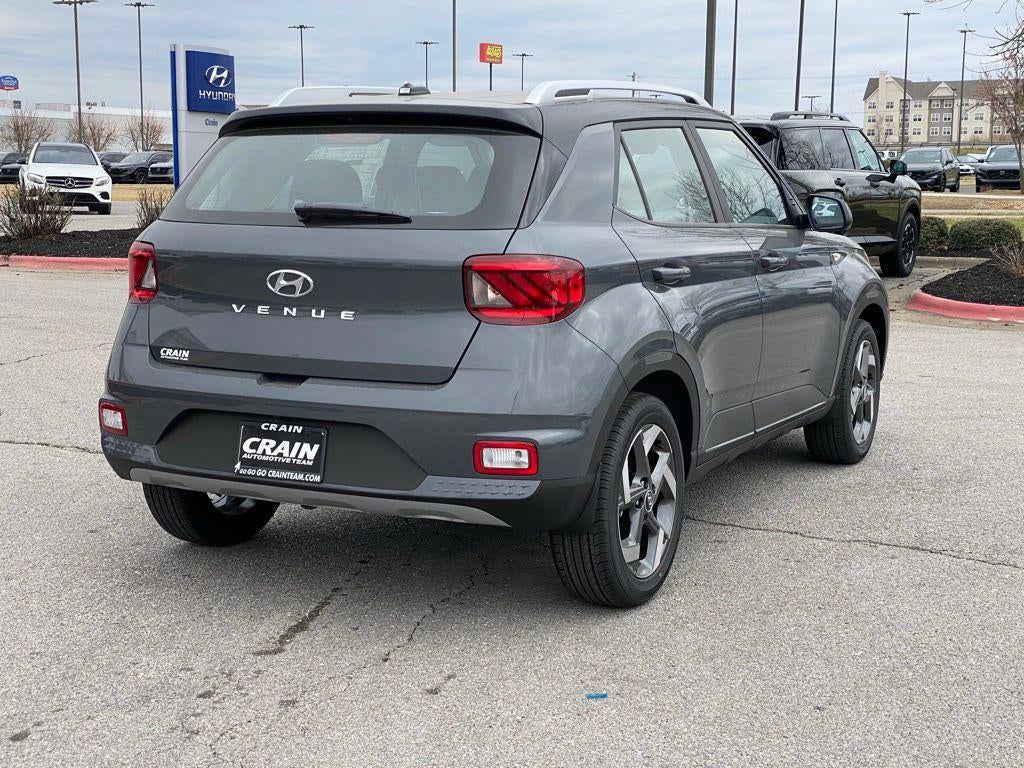 2026 Hyundai VENUE SEL W/Two-Tone Roof