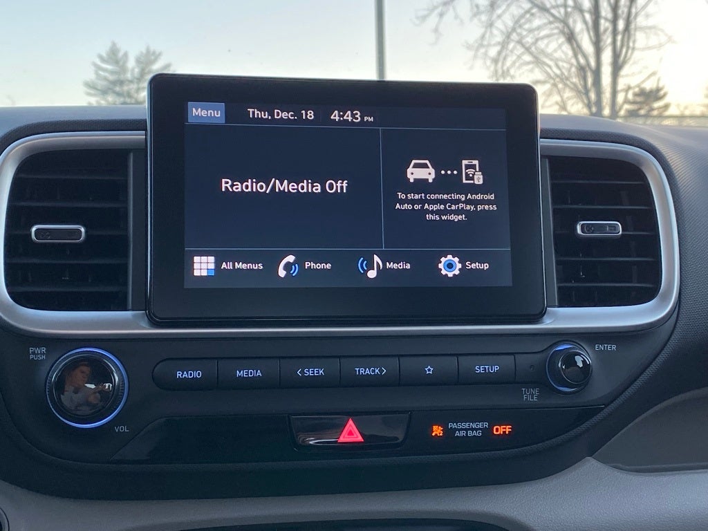 2025 Hyundai VENUE SEL