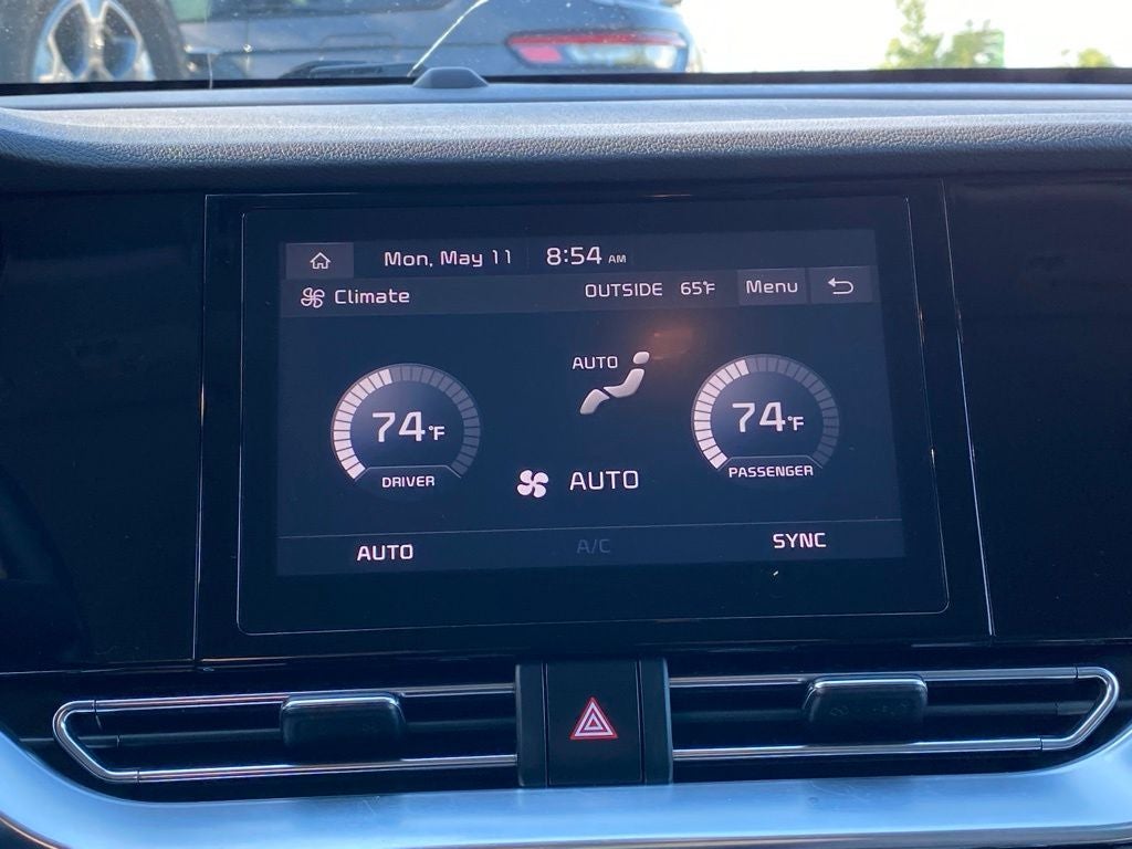 2022 Kia Niro LXS - Photo 16