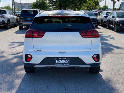 2022 Kia Niro LXS NICE CAR