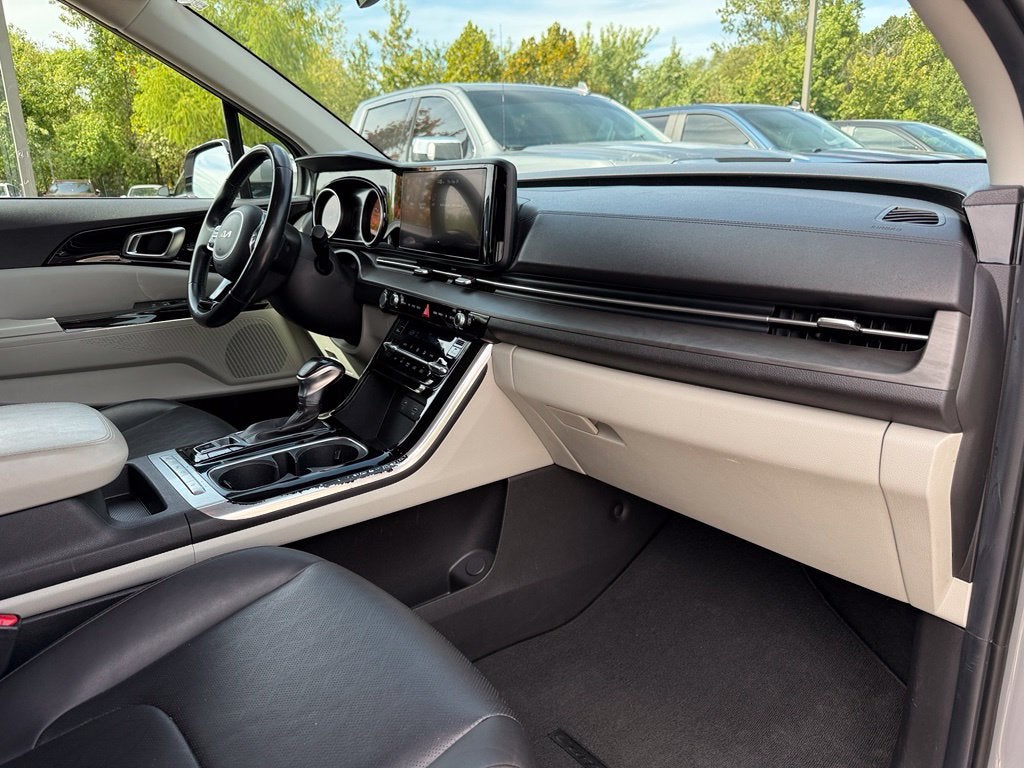 2022 Kia Carnival EX - CARFAX ONE OWNER