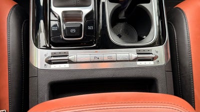 2024 Kia Carnival SX