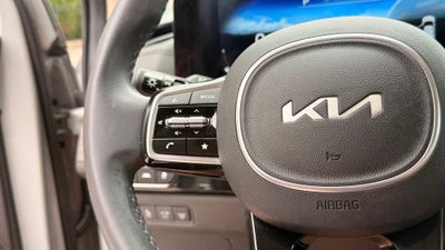 2024 Kia Carnival SX