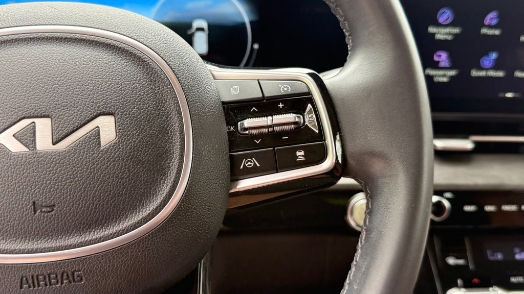 2024 Kia Carnival SX