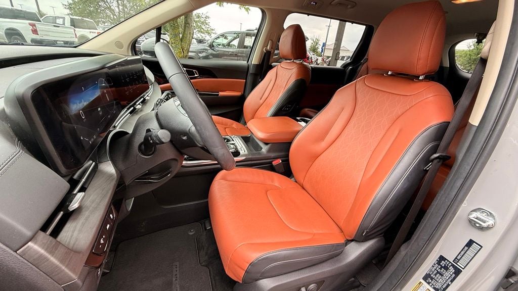 2024 Kia Carnival SX