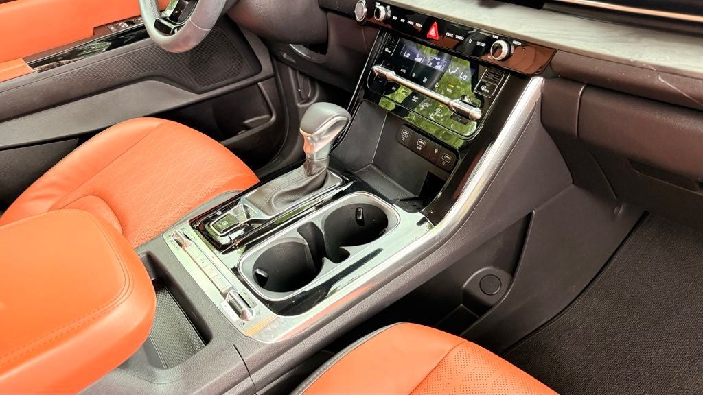 2024 Kia Carnival SX