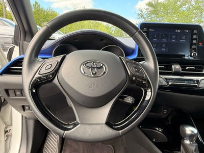 2021 Toyota C-HR XLE POWER LIFTGATE