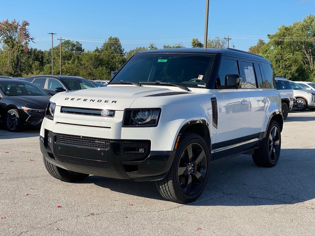 2023 Land Rover Defender 110 X-Dynamic SE