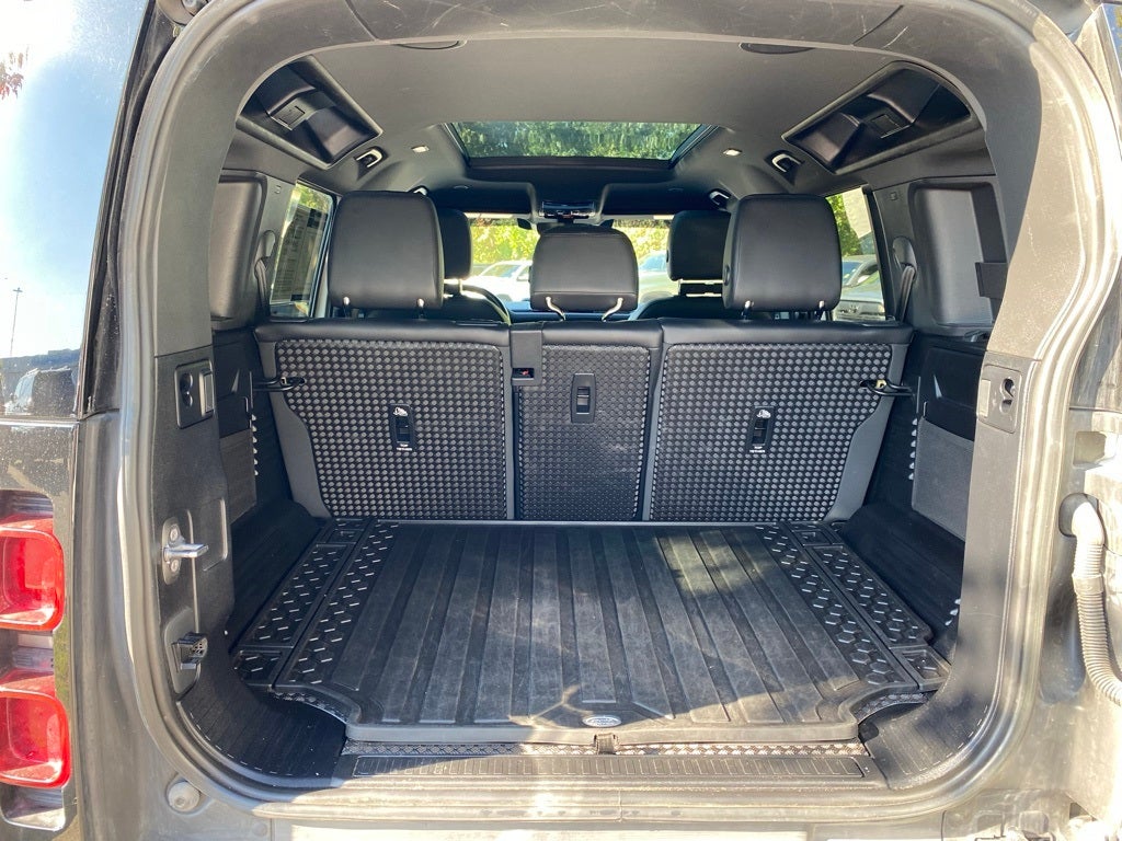 2023 Land Rover Defender 110 X-Dynamic SE