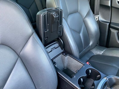 2022 Porsche Macan Base AWD / PANO ROOF / CLEAN CARFAX