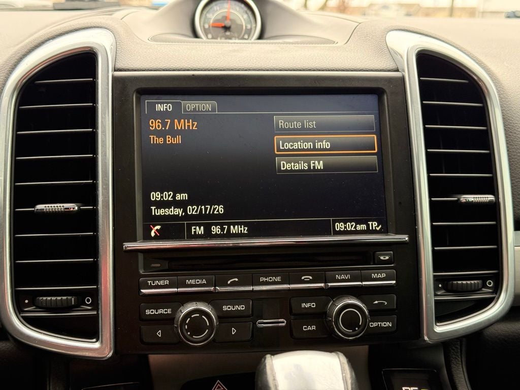 2014 Porsche Cayenne GTS CLEAN CAR FAX