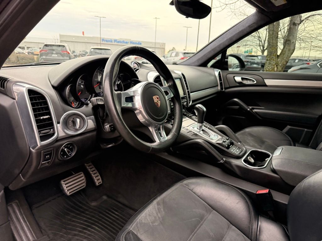 2014 Porsche Cayenne GTS CLEAN CAR FAX