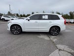 2022 Volvo XC90 T6 Momentum - AWD / PANORAMIC SUNROOF / ONE OWNER