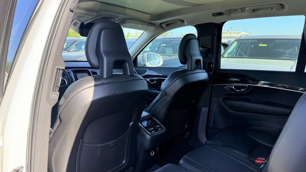 2018 Volvo XC90 T6 Momentum