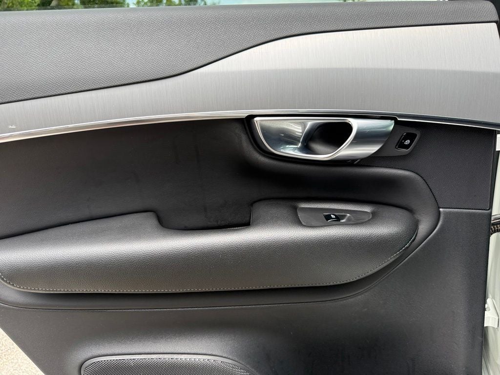 2023 Volvo XC90 B5 Core