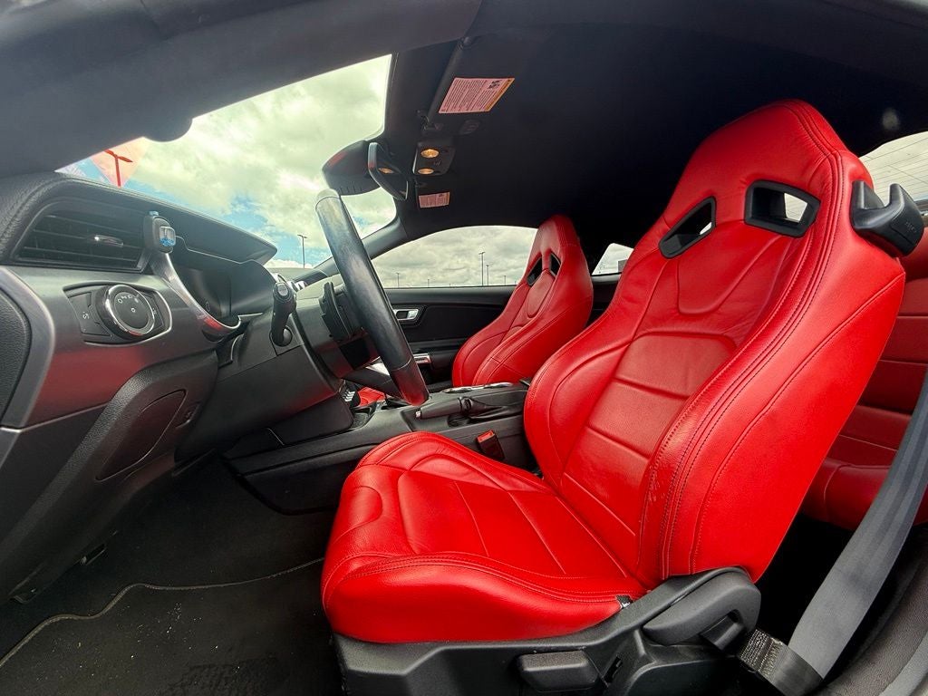 2022 Ford Mustang Mach 1