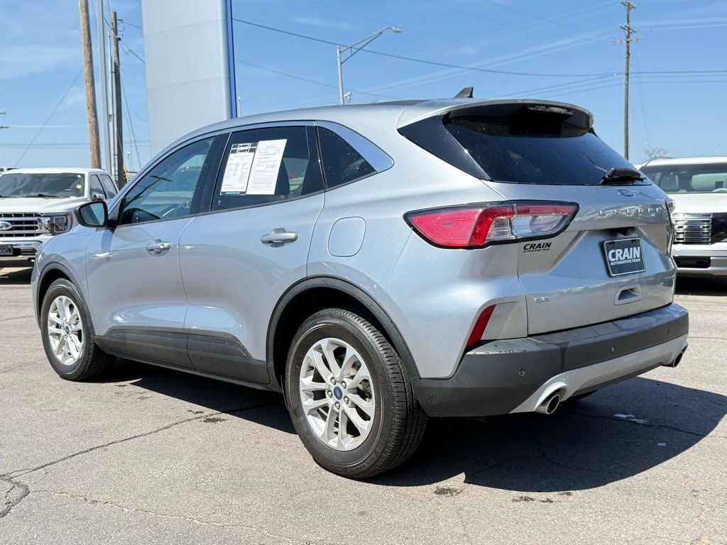 2022 Ford Escape Hybrid SE