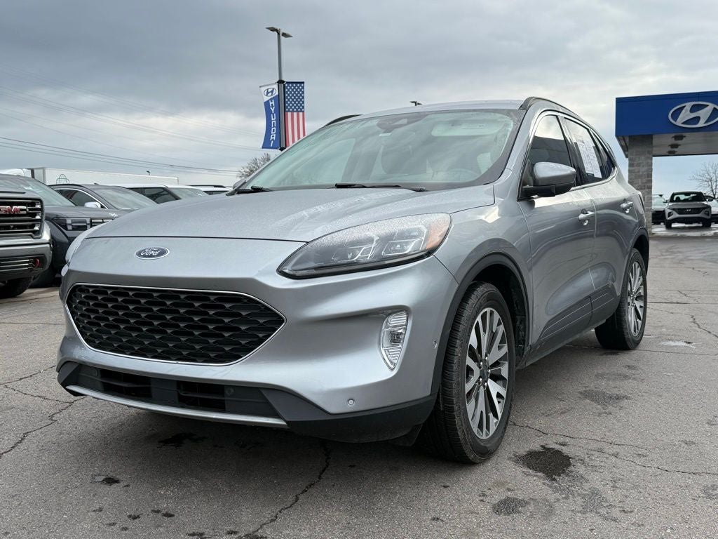 2021 Ford Escape Hybrid Titanium