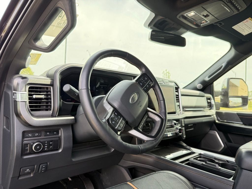 2024 Ford F-350SD Platinum