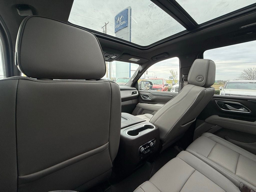 2023 GMC Yukon SLT