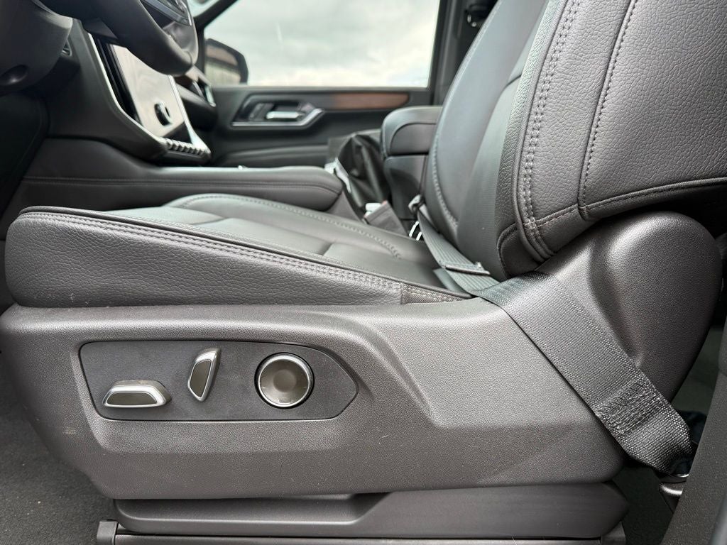 2026 GMC Yukon Denali SUNROOF,STEP PACKAGE