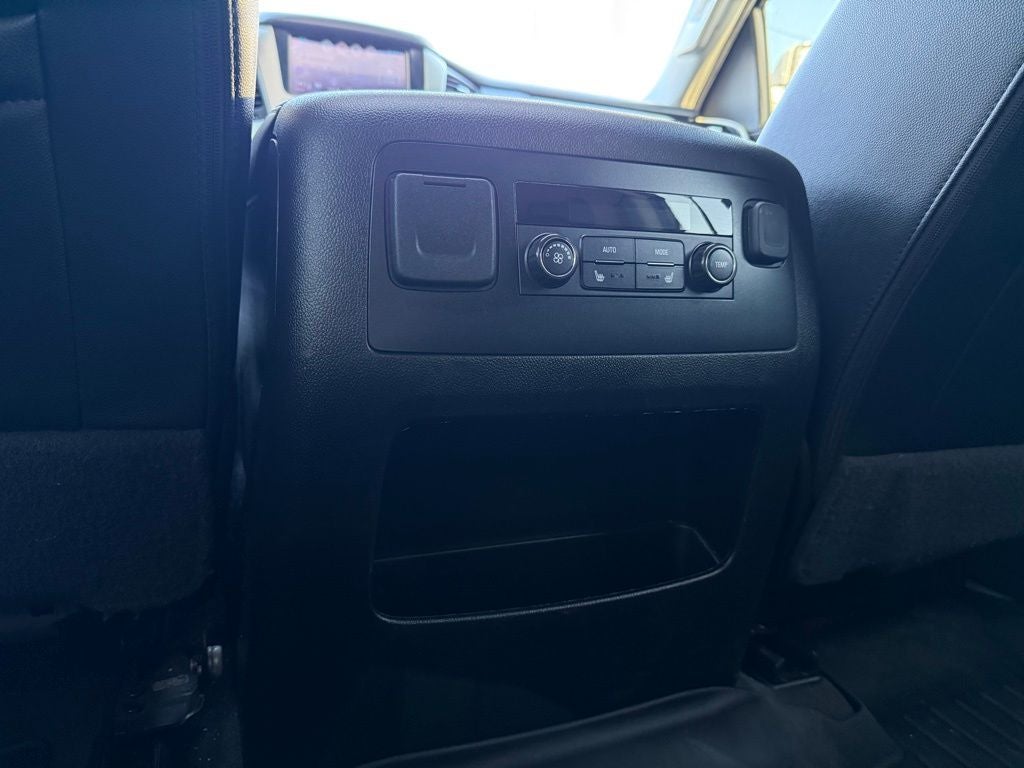 2020 GMC Yukon XL SLT