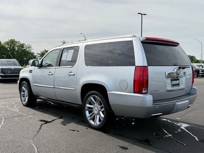 2014 Cadillac Escalade ESV Platinum Edition