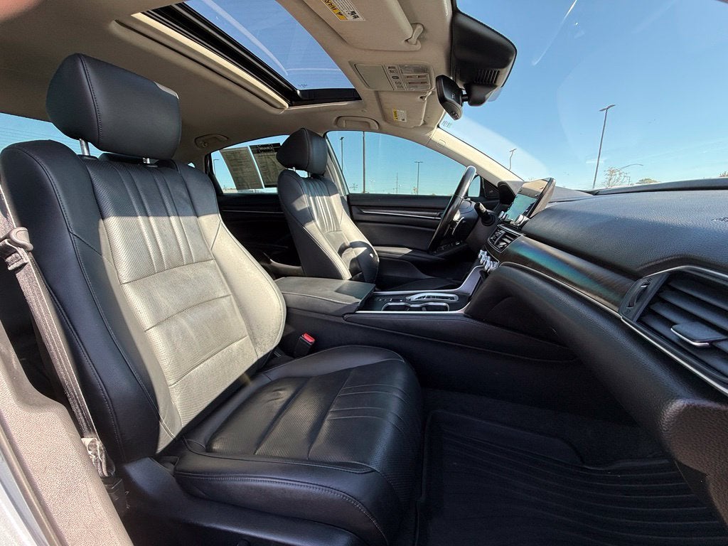 2022 Honda Accord Hybrid Touring