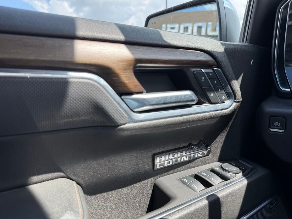 2025 Chevrolet Silverado 1500 High Country