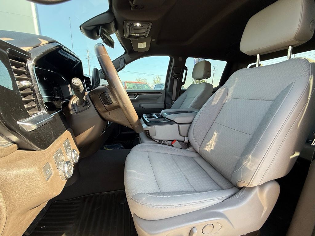 2023 GMC Sierra 1500 SLE