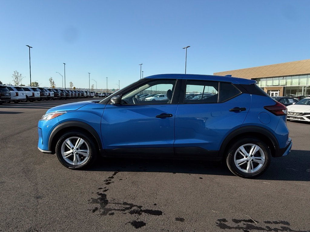 2025 Nissan Kicks Play S