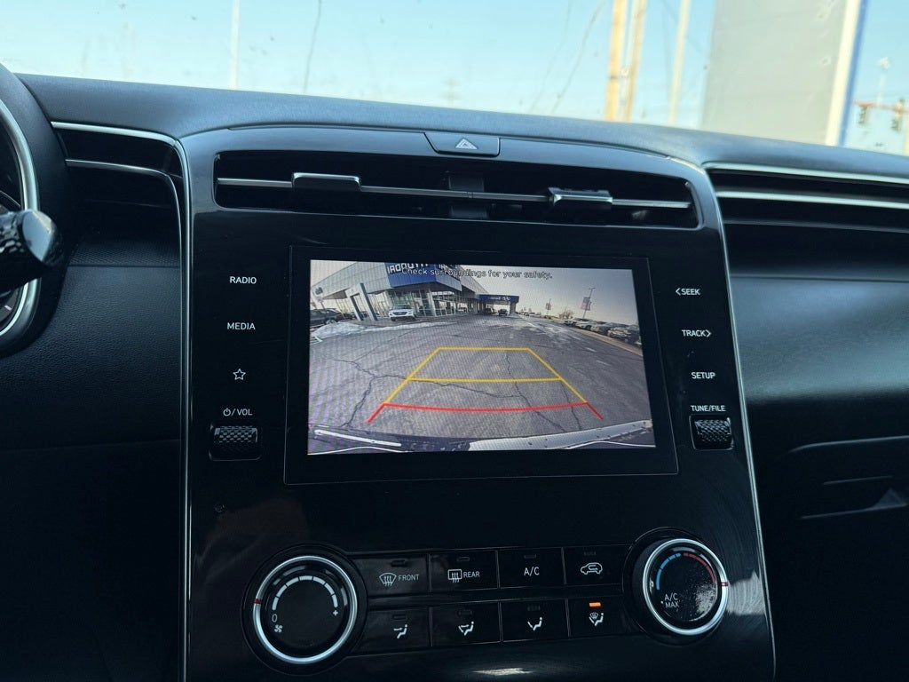 2024 Hyundai TUCSON SE