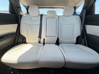 2026 Hyundai TUCSON SE FWD