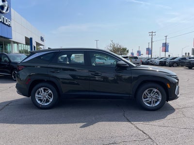 2026 Hyundai TUCSON SE FWD