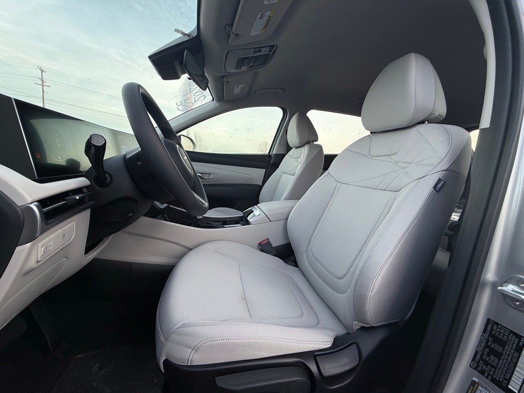 2026 Hyundai TUCSON SE FWD