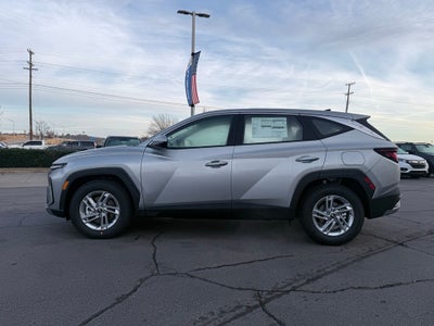 2026 Hyundai TUCSON SE FWD