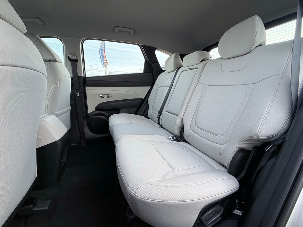 2026 Hyundai TUCSON SE FWD