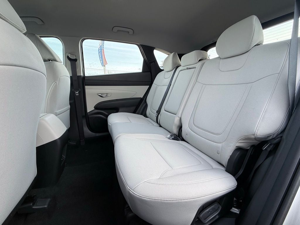 2026 Hyundai TUCSON SE FWD