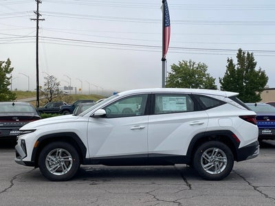 2025 Hyundai TUCSON SE AWD