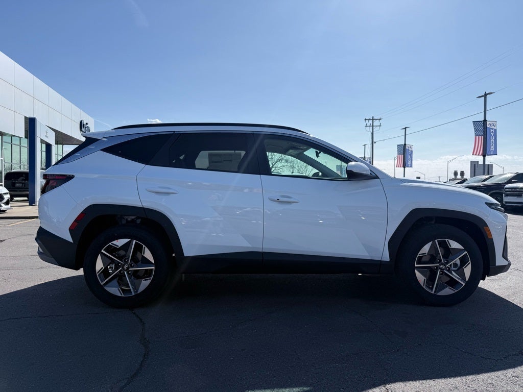 2026 Hyundai TUCSON SEL FWD