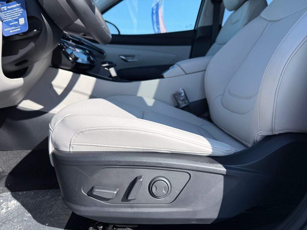 2026 Hyundai TUCSON SEL Premium FWD