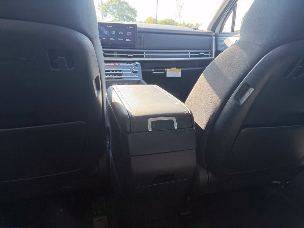 2027 Hyundai SANTA FE SE FWD